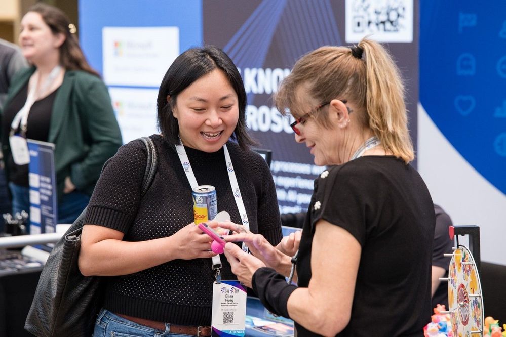 Attendee interaction within the Expo Hall at TechCon365 – Seattle, WA.