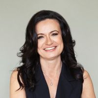 Lesley Crook.jpg