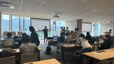 KoreaJapan_02_Hands-on.jpg