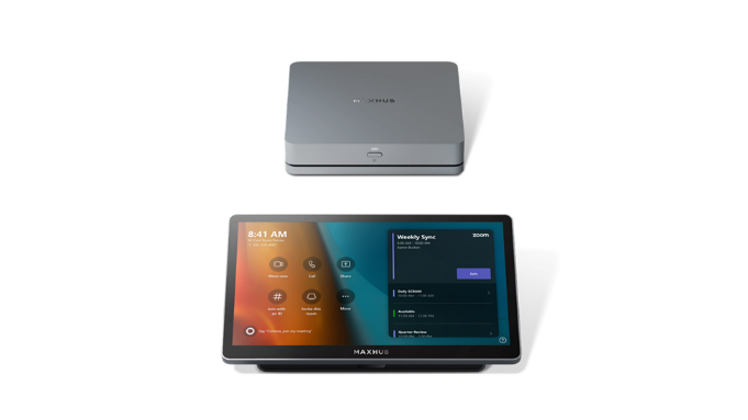 Le Maxhub XCore Kit Pro, un panneau d'affichage et un mini-PC