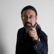 Profile picture of Neil Roodlyn