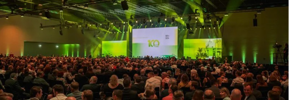 Always a big crowd for ECS Keynotes!