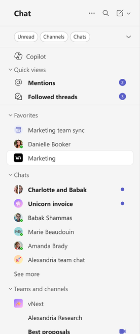 Il riquadro Chat di Teams, che mostra i numeri con badge circolari viola nella sezione Visualizzazioni rapide e punti viola accanto ai canali relativi all'attivit&agrave;.