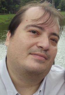 DENNES1.jpg