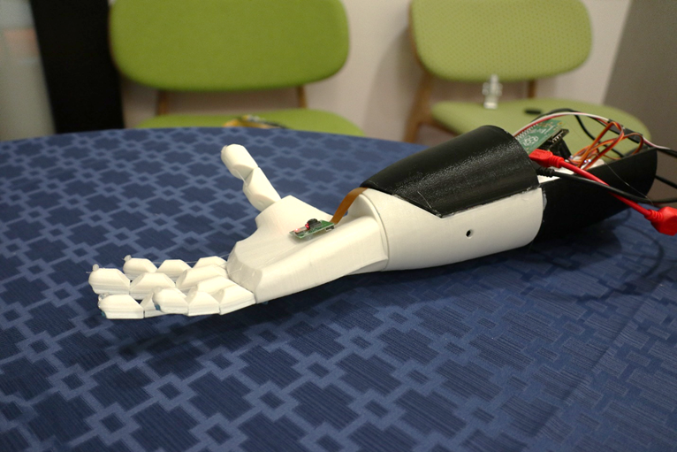 Connected arms: A closer look at the winning idea from Imagine Cup 2018 ...