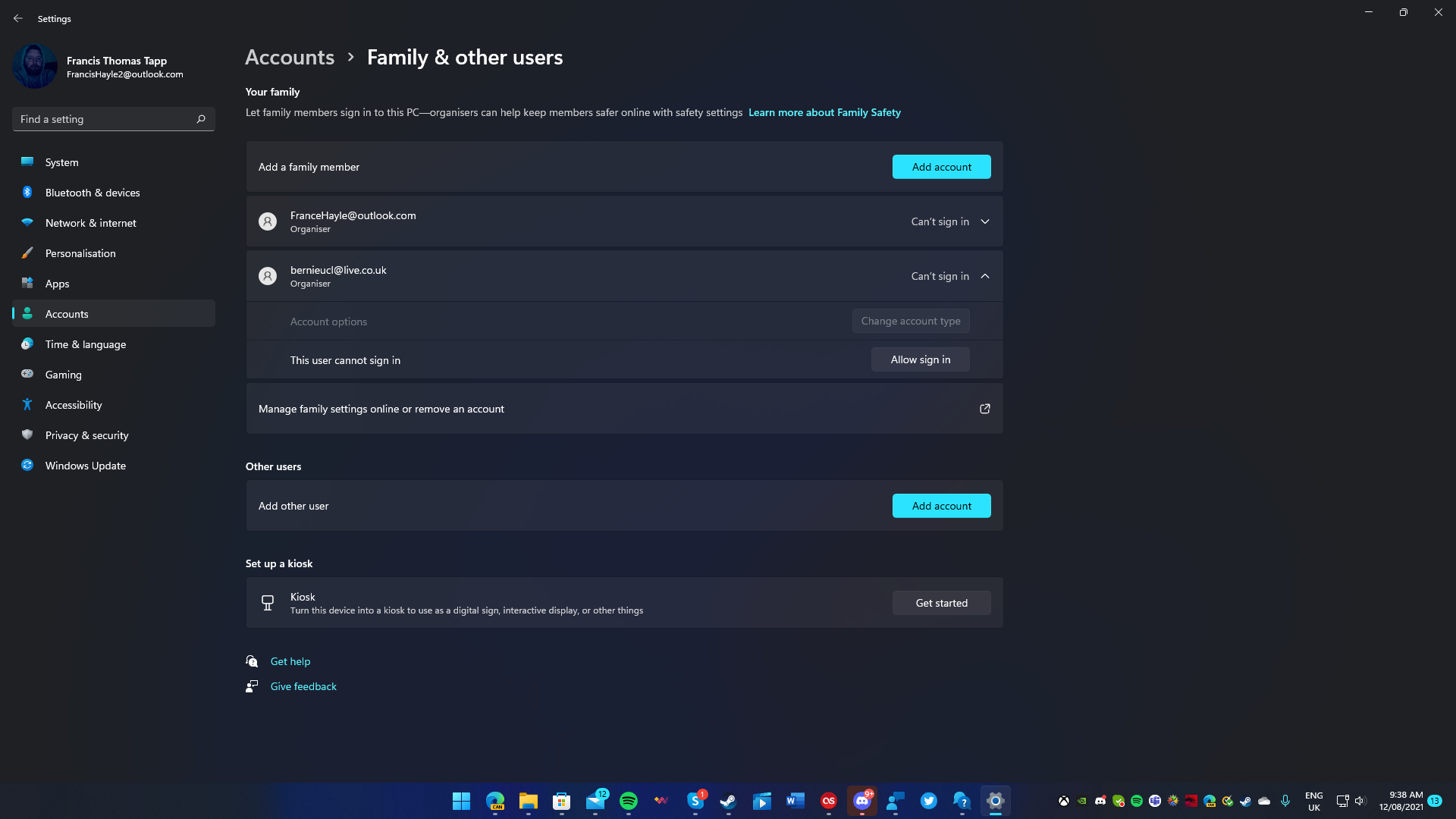 unable-to-remove-other-accounts-from-the-settings-app-on-windows-11