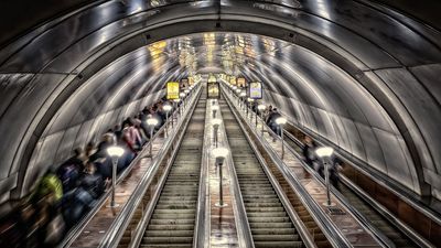 photo-of-escalator-going-up-a-level-at-metro-station-1920x1080.jpg