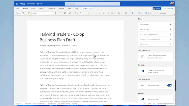 An animated image demonstrating how a user can take advantage of new AI feature in Microsoft Editor called summarization with the simple click of a button to create a short summary of a long document, saving time.