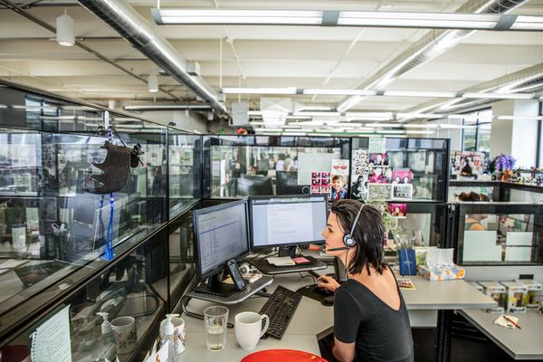 CLO17_callCenter_010.jpg